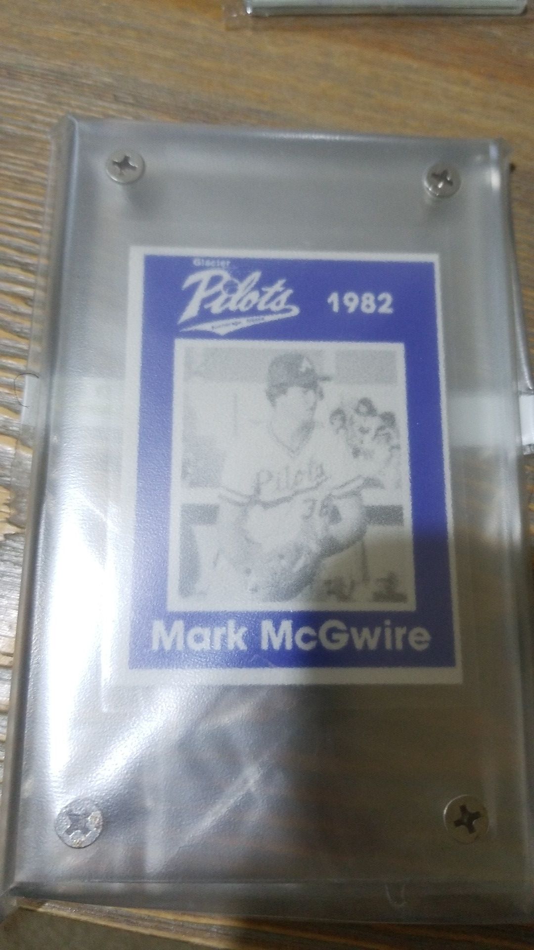 Baseball card- 1982 mark mcgwire minnie league rc