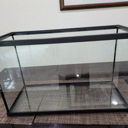 29 Gallon Black Silicon Fish Tank