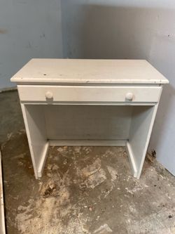 Free desk