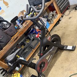 Peloton exercise bike