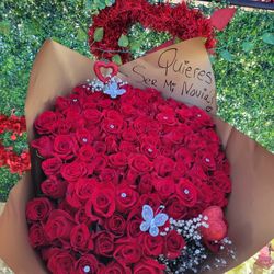 100 Roses With Base ❤️