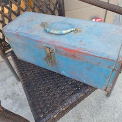 Tool Box Vintage 1960  Good Condition No Holes 