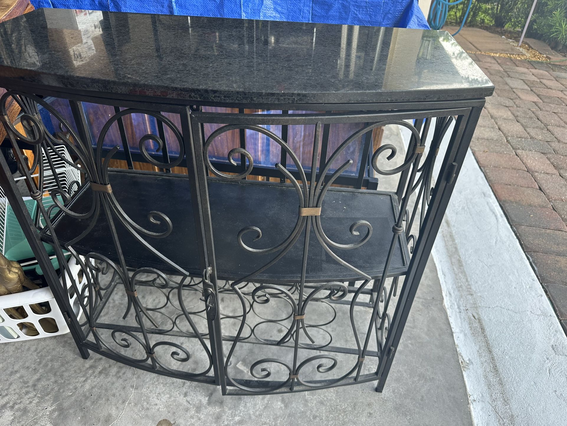Wine Rack With  Black Granite Real 