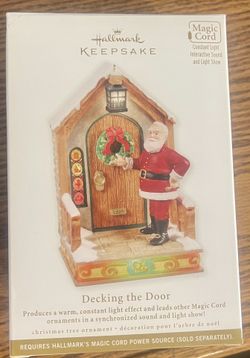 HALLMARK KEEPSAKE 2011 " DECKING THE DOOR " CHRISTMAS ORNAMENT NEW IN BOX