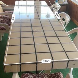 Plastic Class Table With Chairs