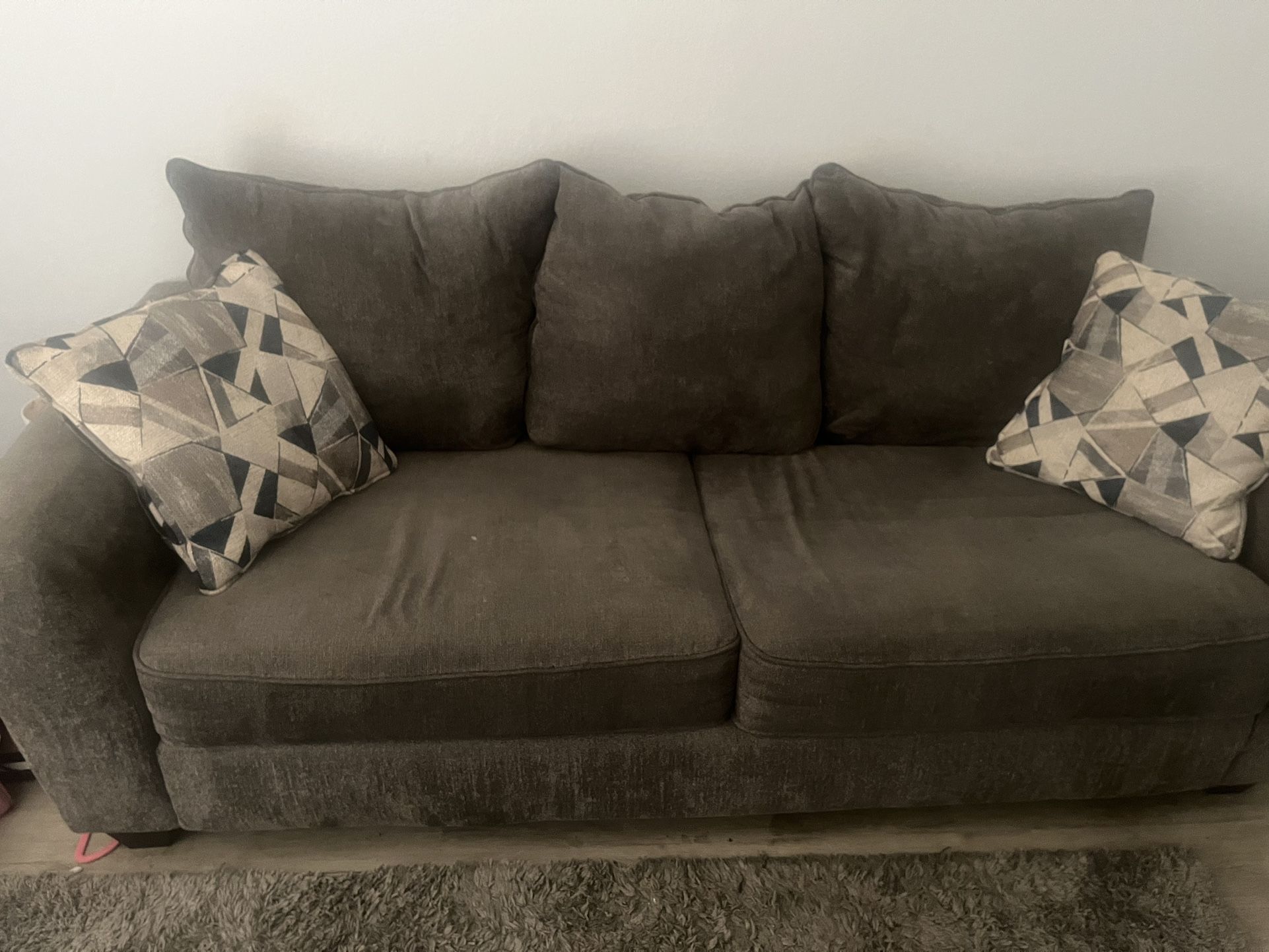 COUCH AND THROW PILLOWS