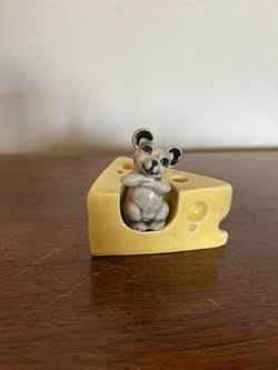 Vintage salt pepper Mouse Cheese