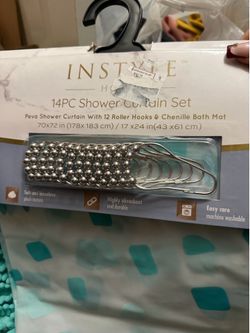 Shower curtain set