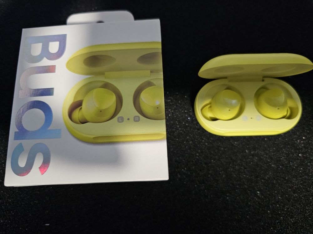 Galaxy Buds Yellow
