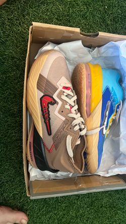 Nike Basketball Sneakers Multi-Color size 6
