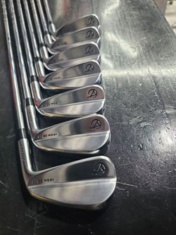 Mint, Takomo golf iron set, P-4