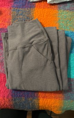 Kirkland Small Flare Yoga Pants 