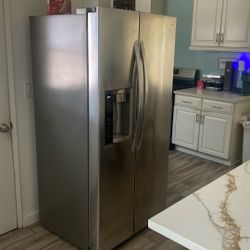 LG SIDE DOOR REFRIGERATOR 