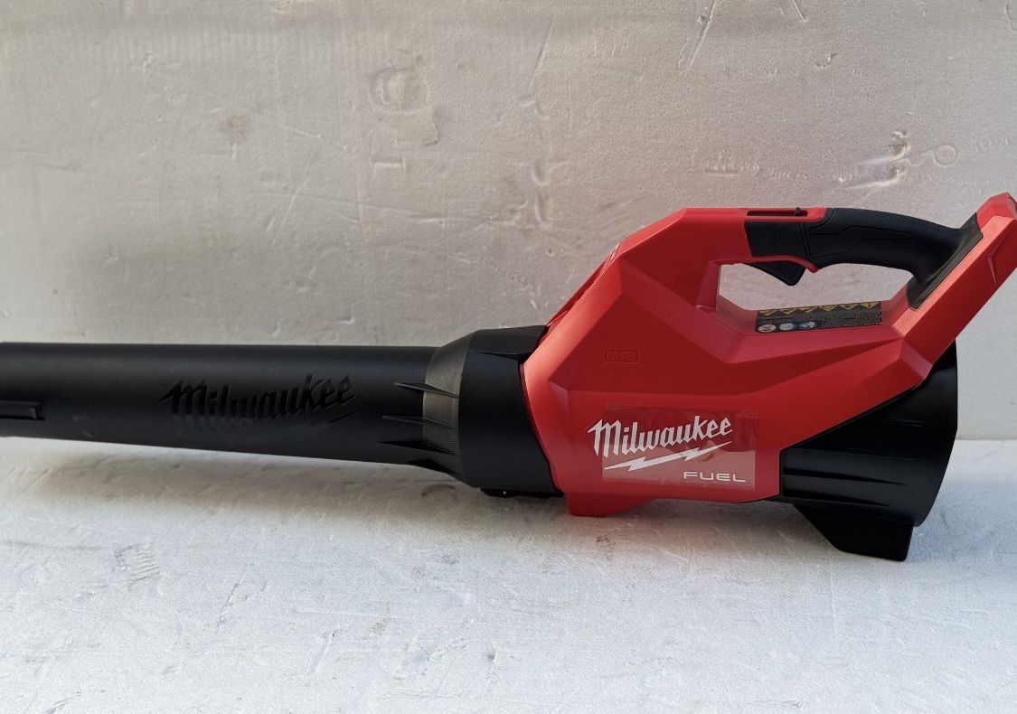 Milwaukee M18 FUEL 120 MPH 500 CFM 18V Lithium-Ion Brushless Cordless Handheld Blower (Tool-Only)