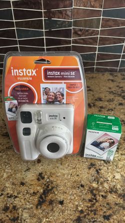 Fujifilm Instax Mini SE with extra film 2X