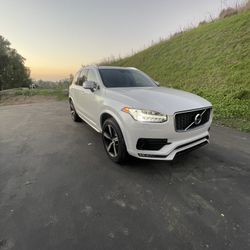 2016 Volvo XC90 Truck