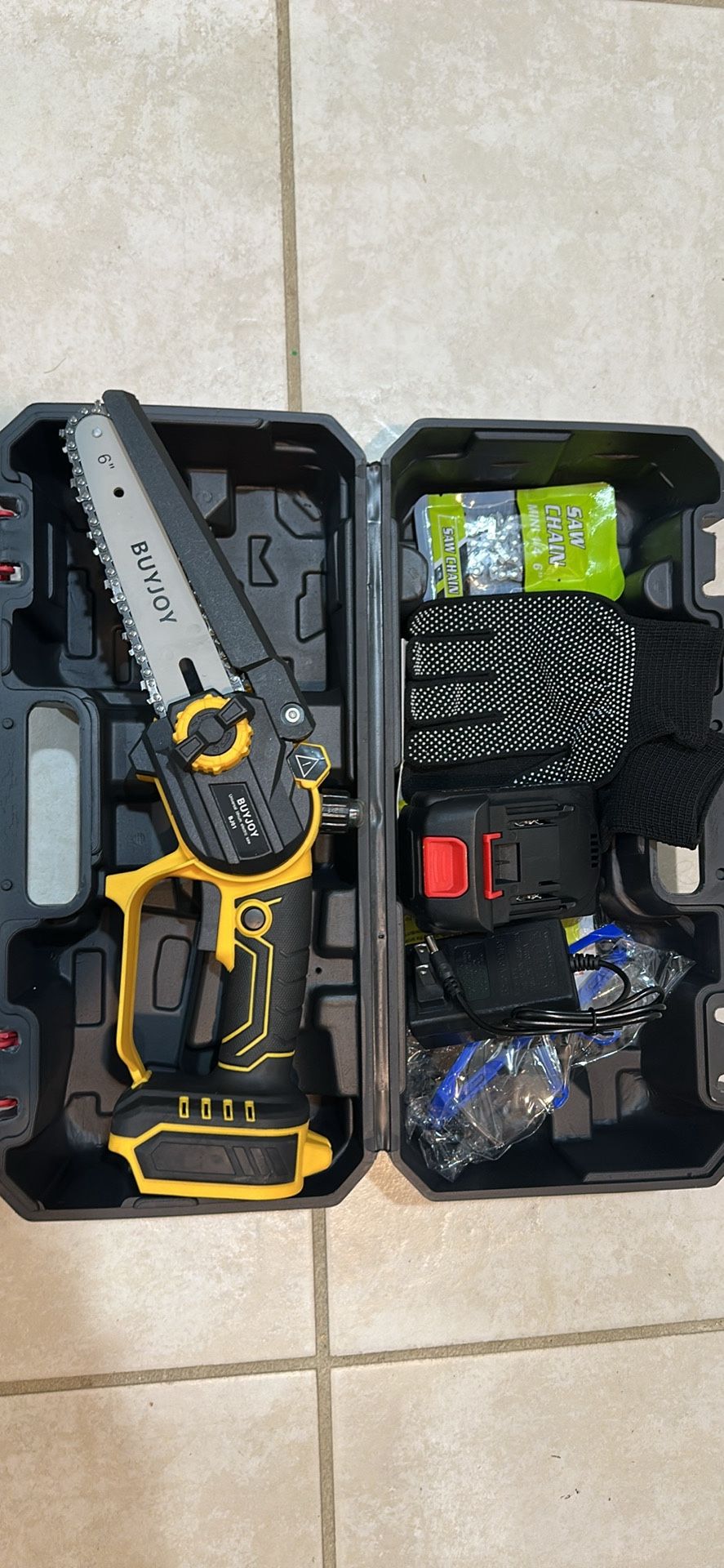 Chain Saw 6” Mini Electric Chain Saw ( Brand New)