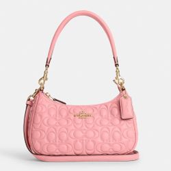 Pink hotsell Coach Shoulder bag