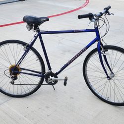 28"Diamondback Crestview Hybrid Bicycle