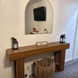 Farmhouse Entry Table