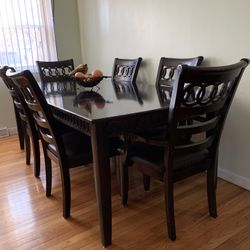 Dinner Table Set For Sale
