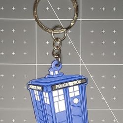 TARDIS Keychain