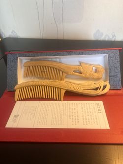 Brand New Artesian Wooden Comb