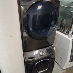 Samsung Front Load Washer And Stackable Gas Dryer Set In Black Stainless Steel 