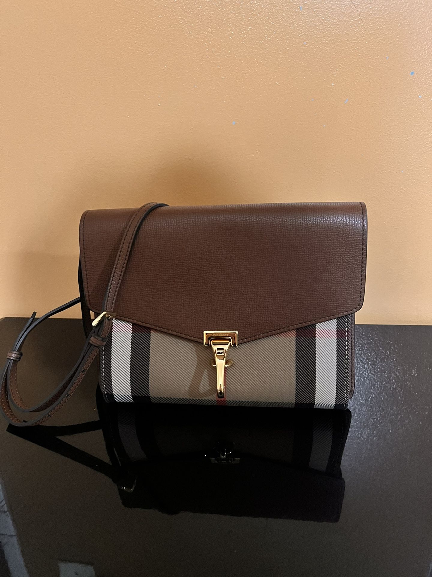 Bolso π Burberry