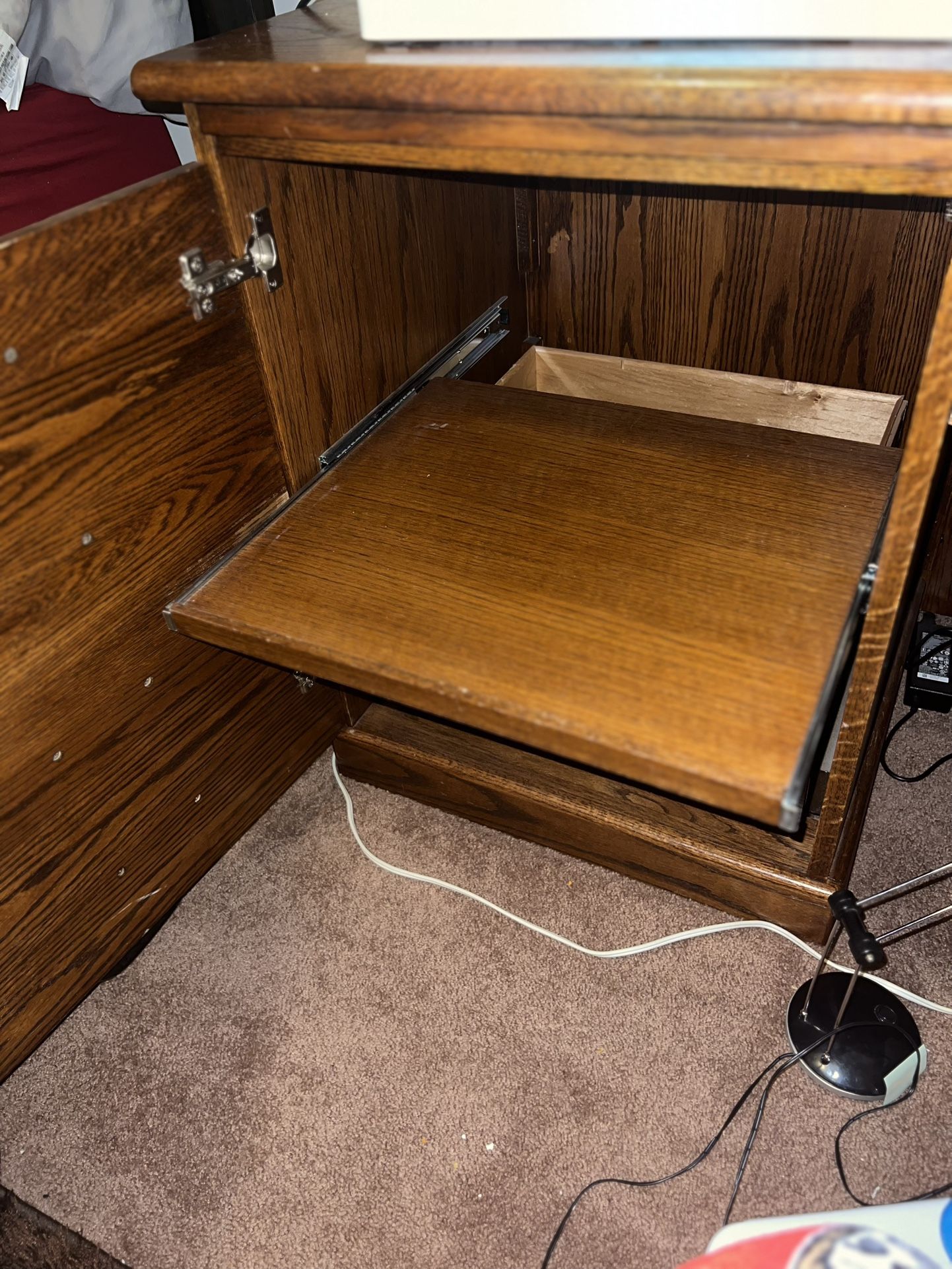 MAKE OFFER !!!!!!Solid wood computer Desk