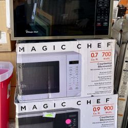 Magic Chef 0.7 Cu. Countertop Microwave In Black And White (new In Box)