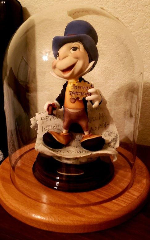 Walt Disney Giuseppe Armani  Jiminy Cricket Figurine Mint Condition 