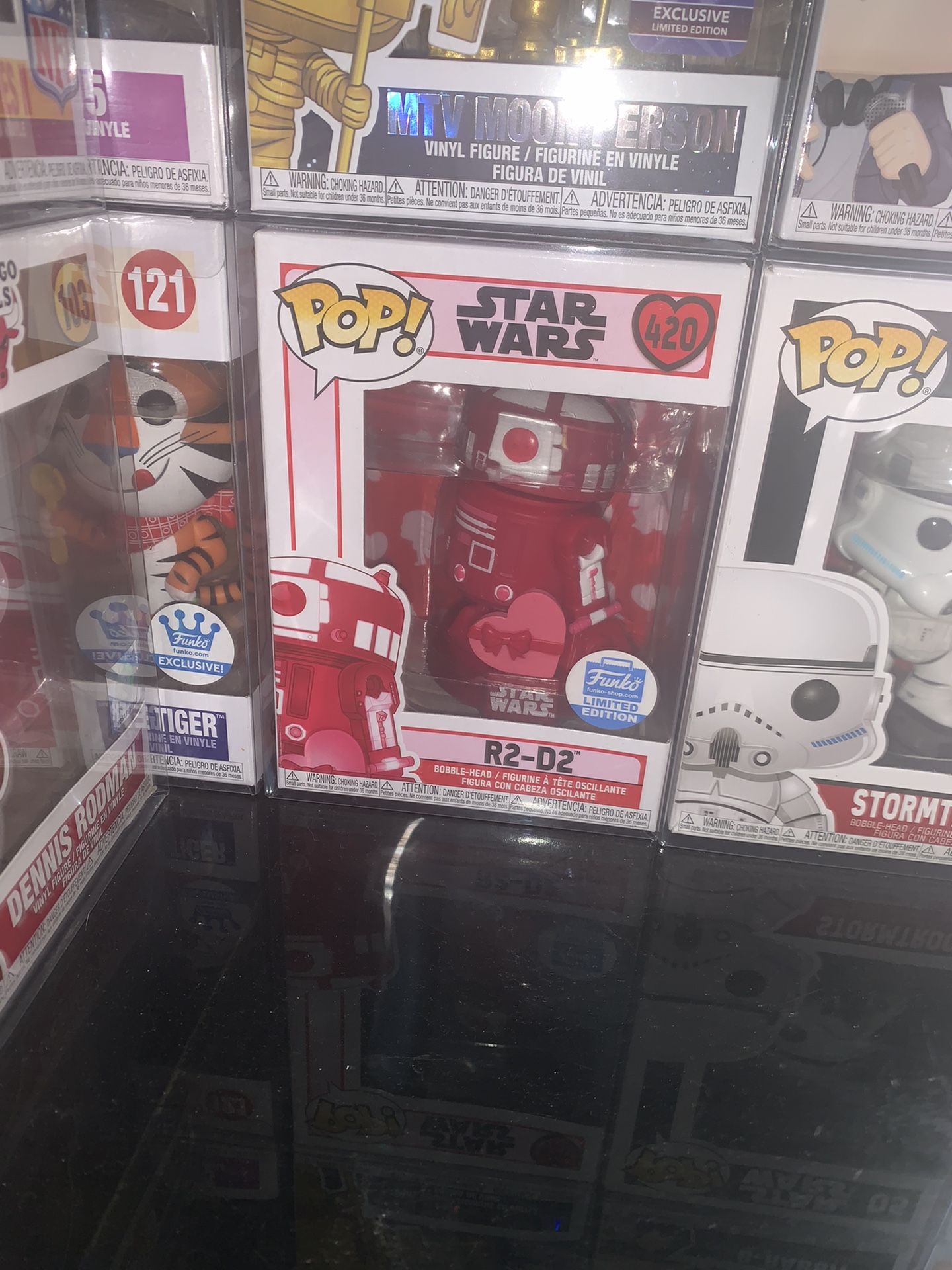 R2-D2 Valentines Funko Pop