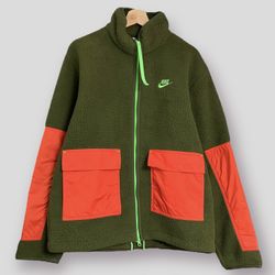 NIKE SHERPA FLEECE JACKET SIZE SMALL