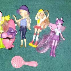 5 Girl Doll Figurines