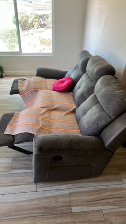Reclining Sofa