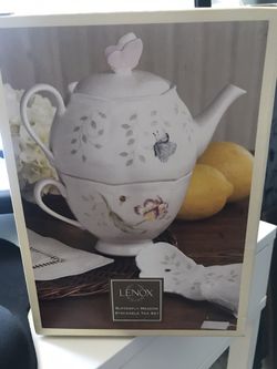 Lenox Butterfly Meadow Stackable Tea Set. Brand new in box!