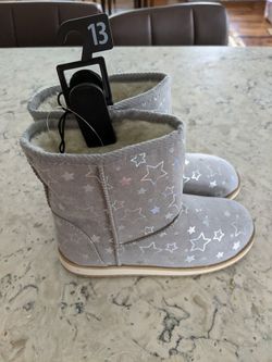 Brand new boots- size 13