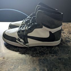 Travis Scott Mochas Size 11.5