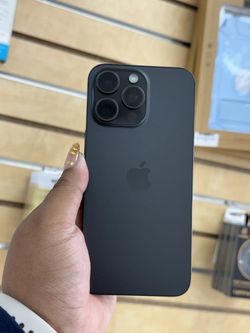 iPhone 16 Pro Max 6.9" (Unlocked) 256GB Good Black Titanium