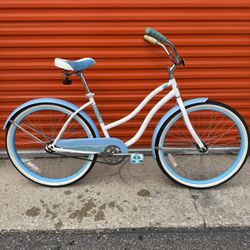 Huffy Cruiser Bike (Women’s Style) – Nice Condition