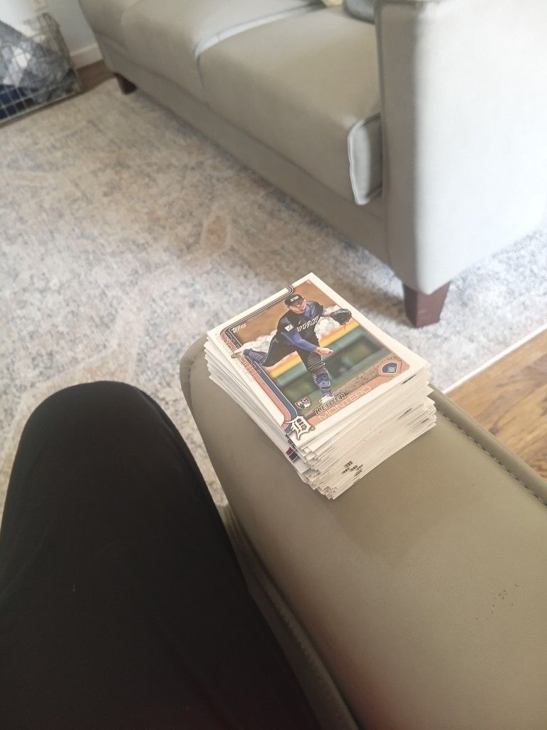 2025 Topps Cards Lot