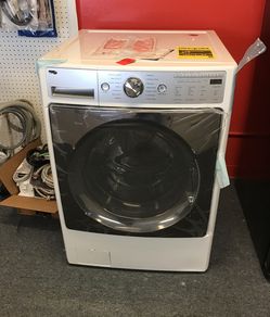 New scratch and dent kenmore front load washer. 1 year warranty