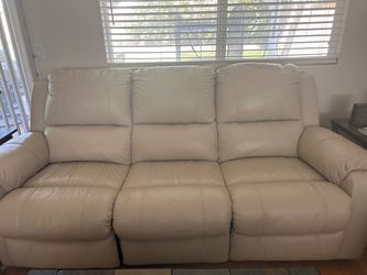 Beautiful Tan Leather Furniture
