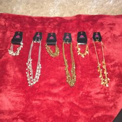 Paparazzi jewelry Lot 1