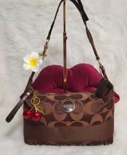 Y2K COACH SIGNATURE C STRIPE SHOULDER BAG