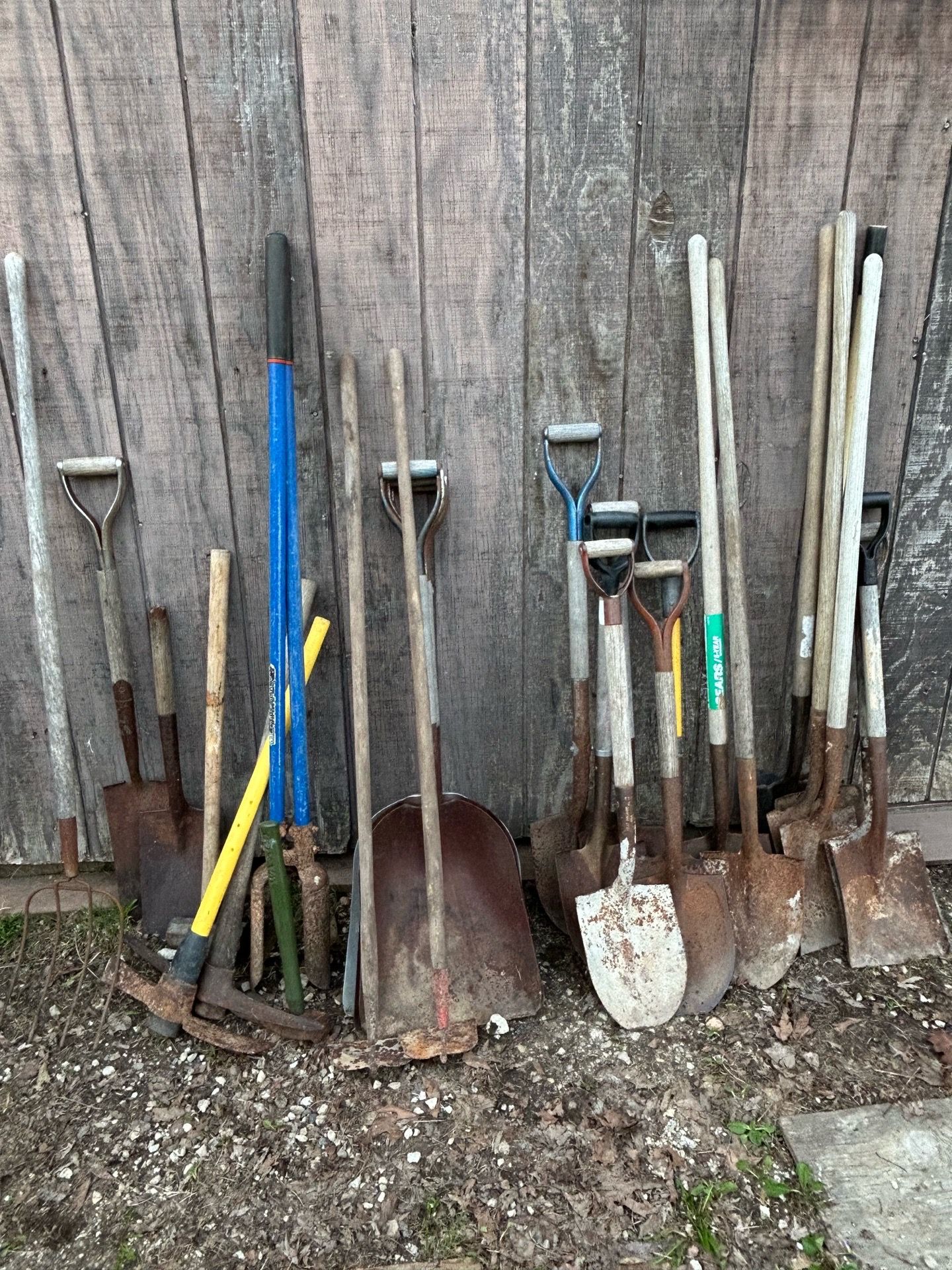 Landscape hand tools