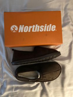 Kids Slippers XL 4/5 NIB