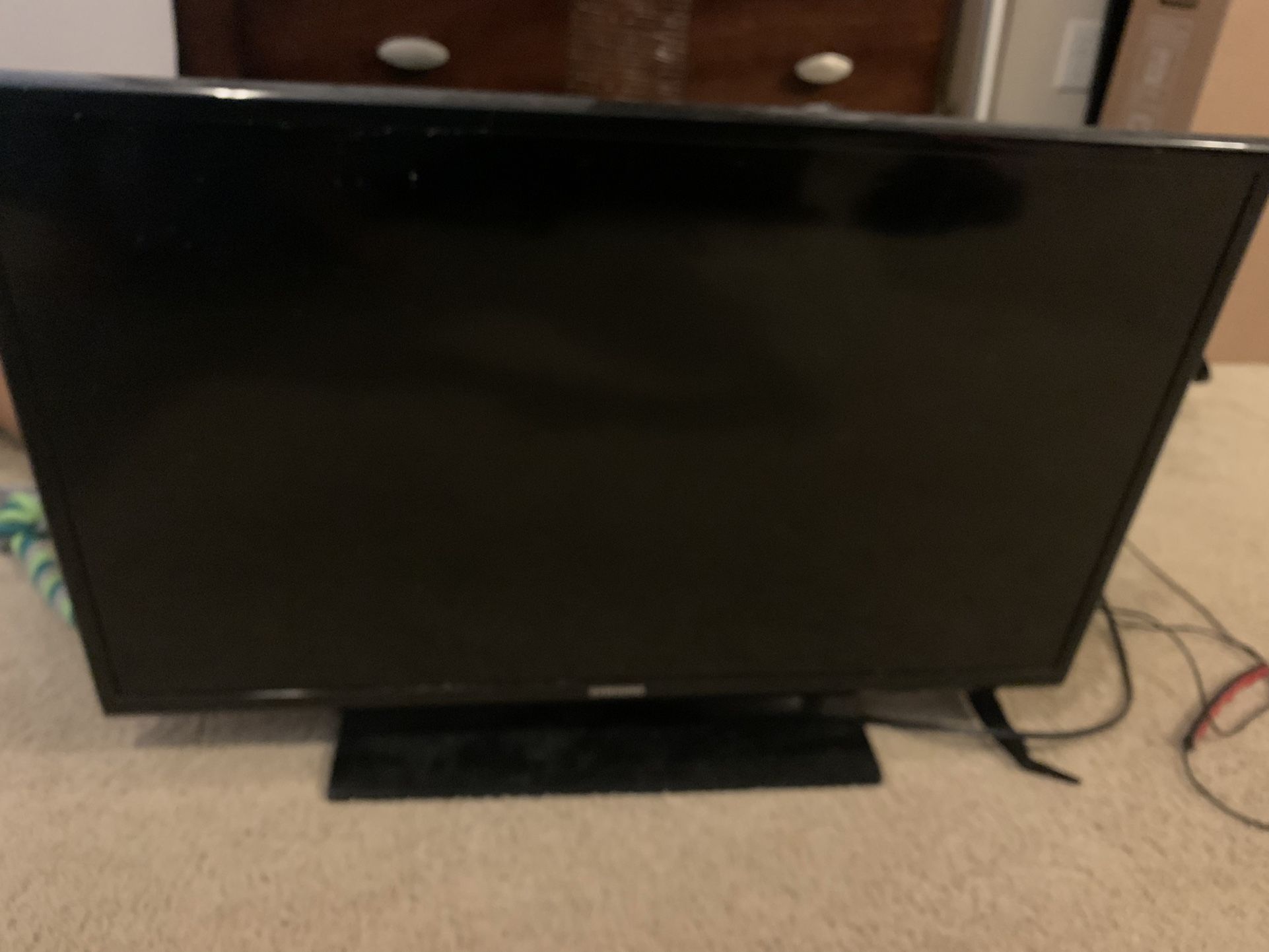 SAMSUNG 32” LCD 1080P 