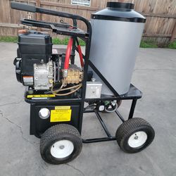 Simpson hot and cold water pressure washer 3000 Psi 3 gpm like new